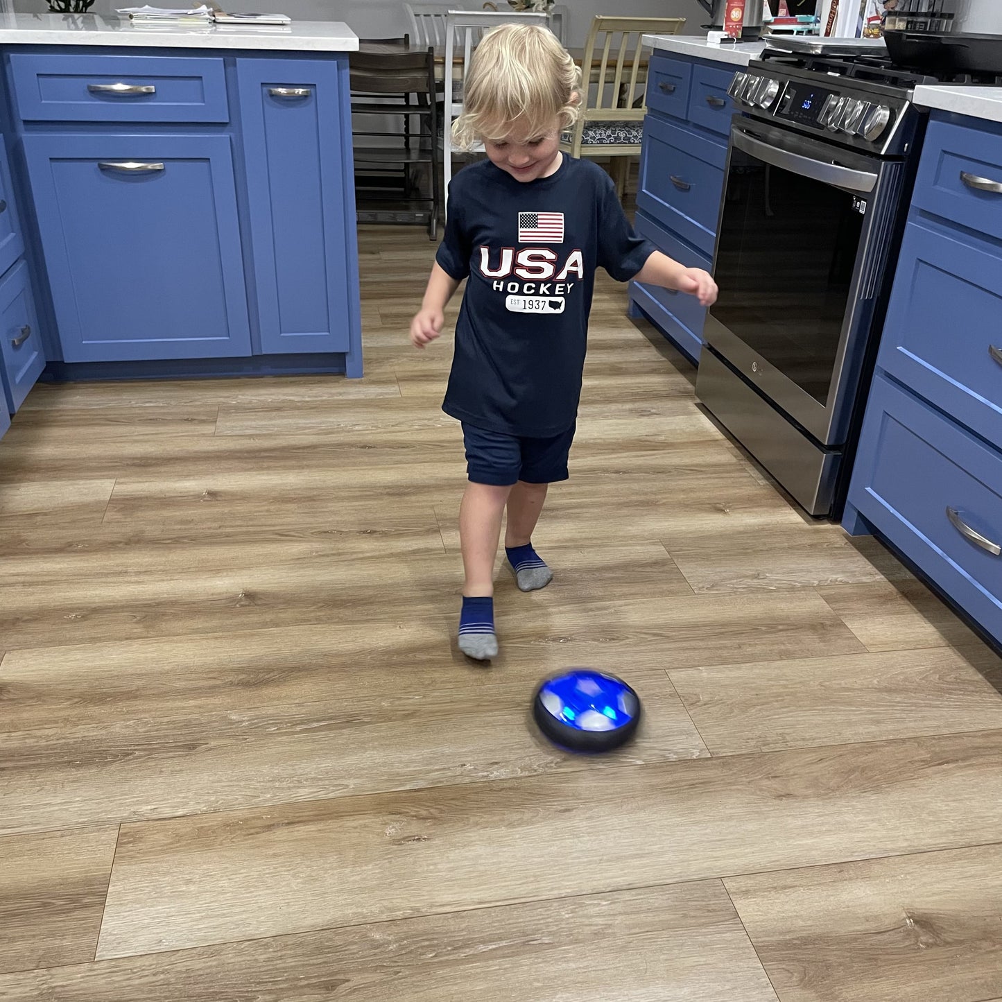 KiddoBall™ | LED Schwebefussball mit Licht