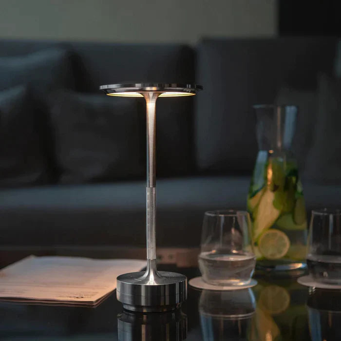 50% RABATT | LuminousLuxe - Wiederaufladbare Tischlampe