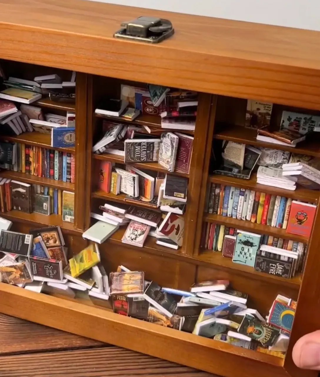 50% RABATT | SerenityShelf - Bibliothek zur Linderung von Ängsten - Regal der Gelassenheit [Letzter Tag Rabatt]