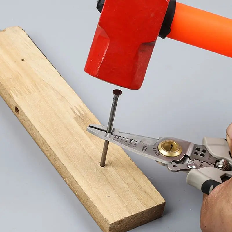 MasterPliers - All-in-One Abisolierwerkzeug