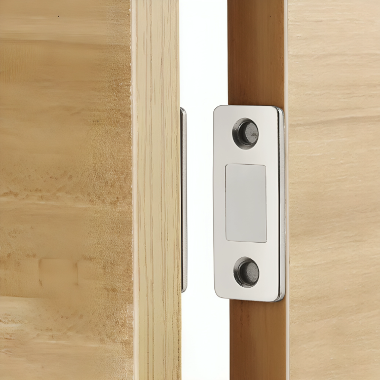 2+2 GRATIS | MagnaLock™ - Ultra Magnetischer Türschließer [Letzter Tag Rabatt]